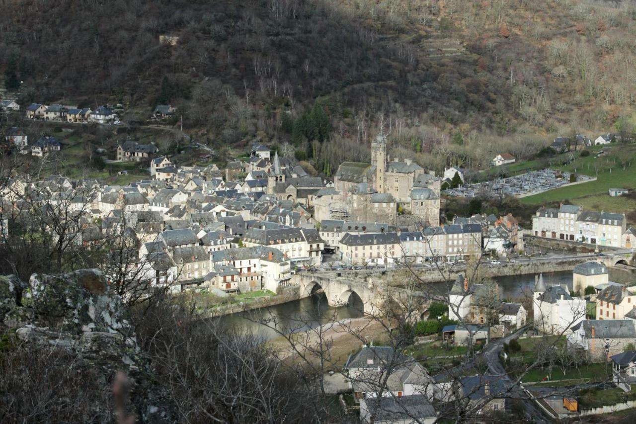 La Maisonnette En Bois Estaing  Exterior foto